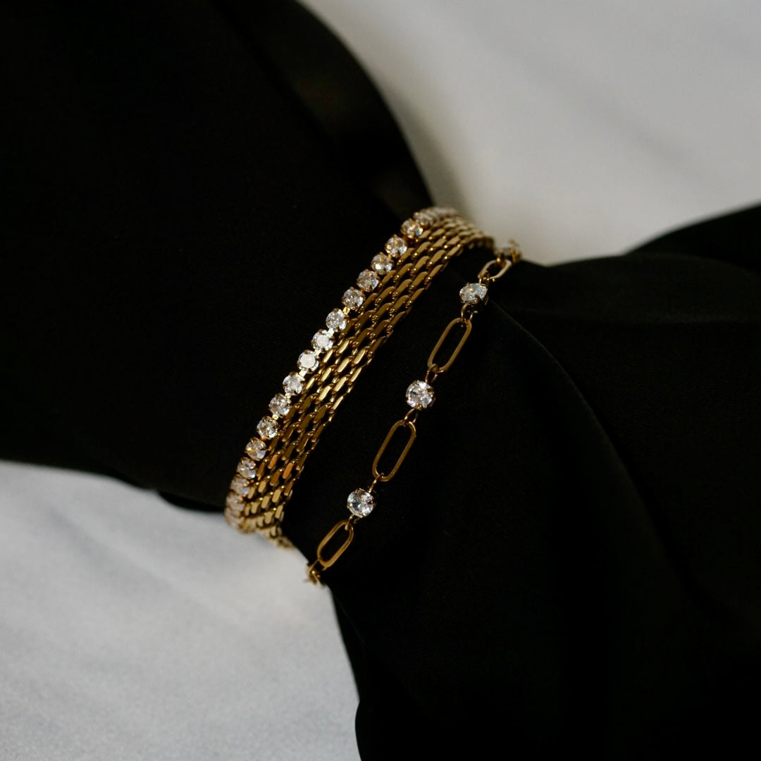 Alvea Elegant Bracelet